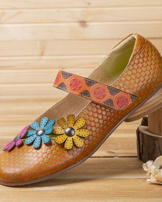 SOCOFY Flowers Decor Dot Printed Cowhide Leather Retro Ankle Strap Hook Loop Comfy Casual Flat Shoes