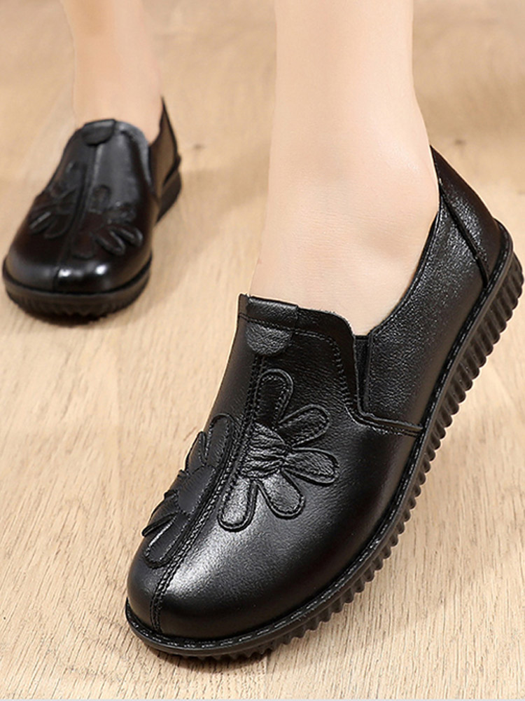 Women Brief Vintage Floral Pattern Round Toe Soft Sole Comfy Flats